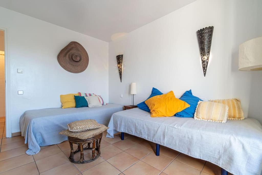 2027 Casa De Pescador Con 3 Habitaciones, Piscina Y Amarre By Homeselectspain เอมปูเรียบราบา ภายนอก รูปภาพ